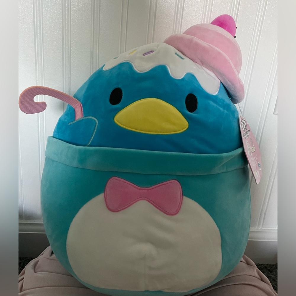 Tuxedo Sam - Sanrio Squishmallow
